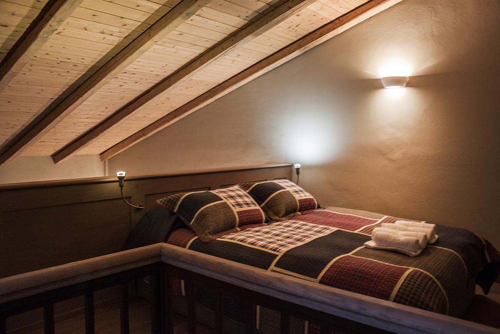 Guesthouse Vasiliki ステニ・ディルフィオス エクステリア 写真