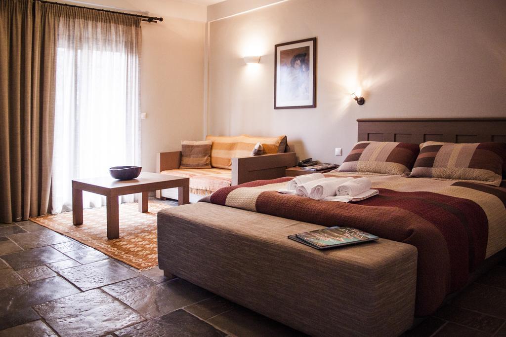 Guesthouse Vasiliki ステニ・ディルフィオス エクステリア 写真